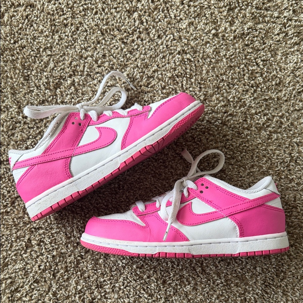 Nike Kids Pink and White Low-Top Sneakers